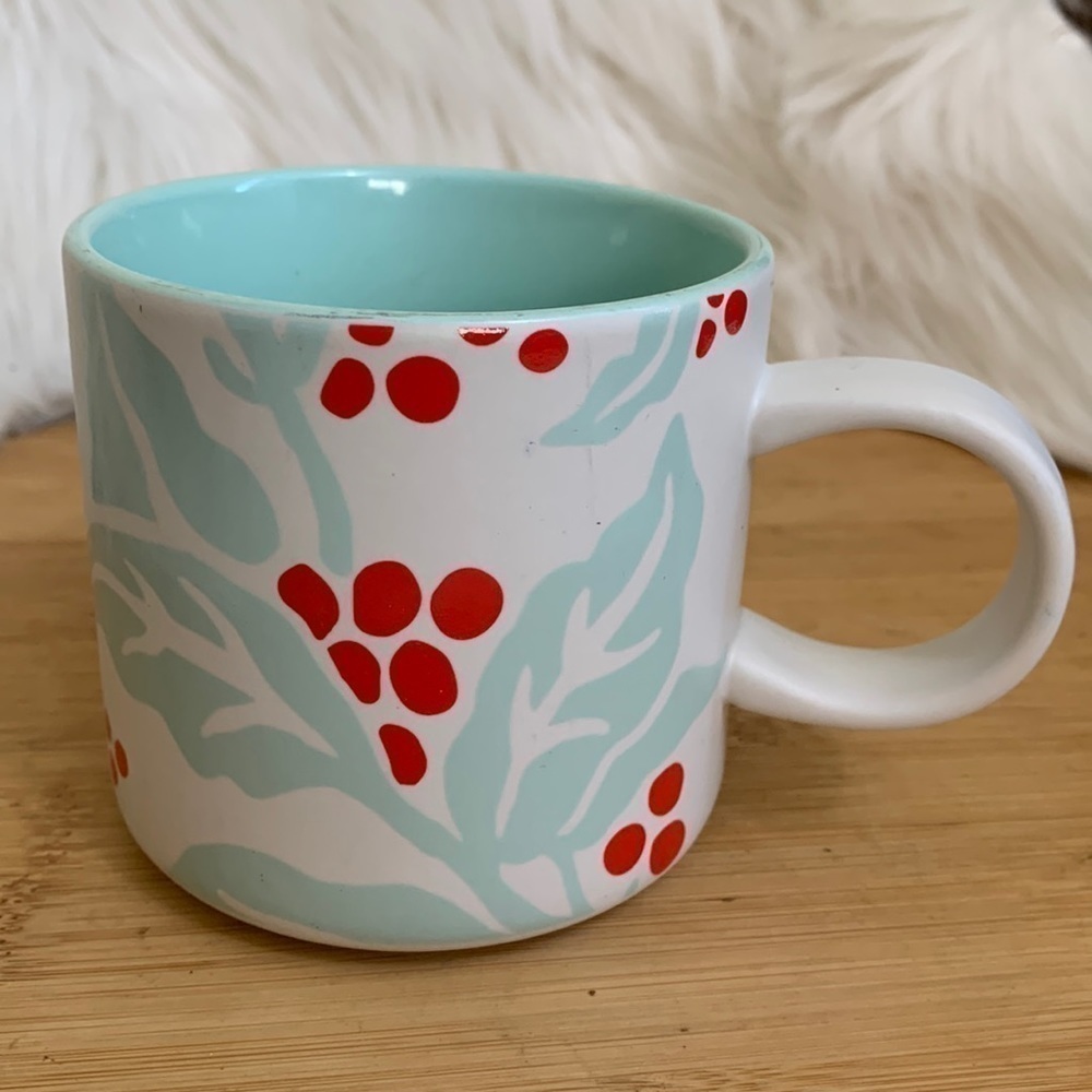 Starbucks | Holiday 2018 Christmas Holly Berries Ceramic Coffee Mug 12 Oz